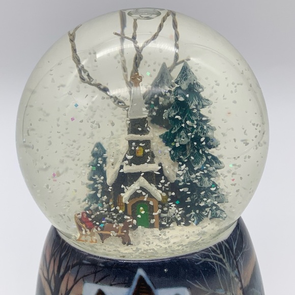 Roman Musical 2011 “THE FIRST NOEL” Footed 6” Snow Glitter Globe Windup #35132 - Picture 7 of 12